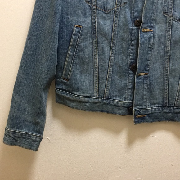 2009 Icon Classic Gap denim jacket - Picture 4 of 8